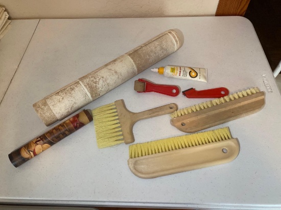 WALLPAPER AND WALLPAPER TOOLS