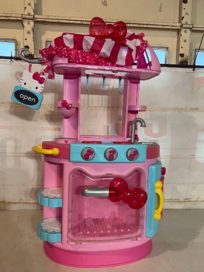 Kids toy play kitchen.