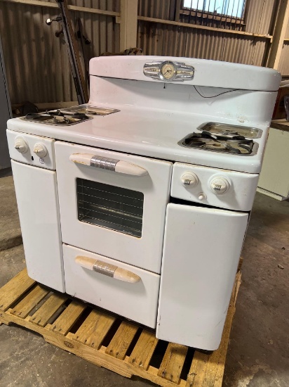 Tappan vintage stove....