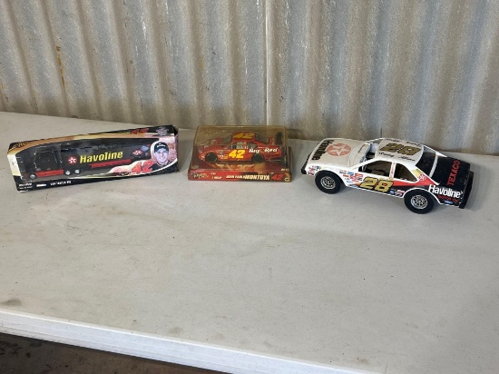Plastic Havoline car, Havoline car, Juan Pablo car....