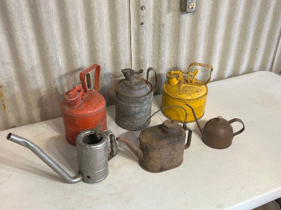 6 vintage oil pans