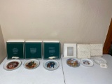 ASSORTMENT OF AVON CHRISTMAS PLATES