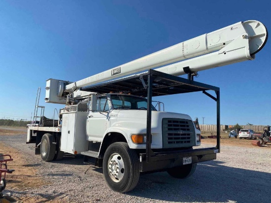 Year: 1995 Make: Ford Model: F800 Vehicle Type: Truck Mileage: 135,812 Plate: Body Type: Trim Level: