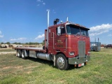 1979 Peterbuilt Model #352 Flatbed truck 26' Bed, 400 Cummins, motor turned up to 600 HP with 13