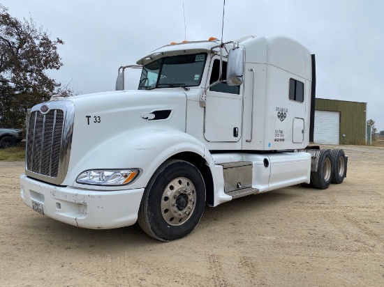 Year: 2013 Make: Peterbilt Model: 386 Vehicle Type: Truck Mileage: 789,269 Plate: Body Type: Trim