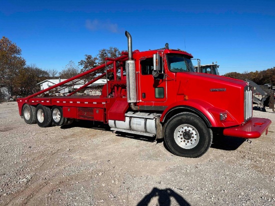 2004 Kenworth T800 Truck, VIN # 1XKDDB0X74J052440