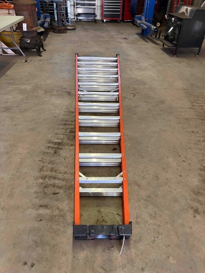 Werner 12 ft 300 lb weight limit aluminum ladder