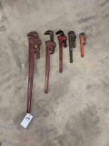 5 Pipe wrenches ...