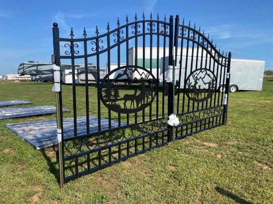 NEW 2022 GREATBEAR BI-PARTING IRON GATE WITH ARTWORK "DEER" IN THE MIDDLE OF GATE FRAME QTY 2 (SET