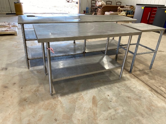 3 STAINLESS STEEL KITCHEN TABLES 5 FT LONG X 2.5 FT WIDE STAINLESS STEEL TABLE 3 FT HIGH HAS BOTTOM