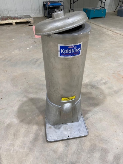KOLD KISS AUTOMATIC ICE SHAVER