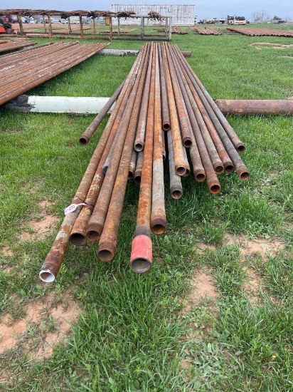30 JOINTS 2 3/8 PIPE 30X THE MONEY