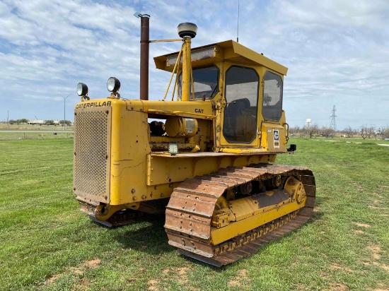 CAT D5B FARM TRACTOR 11167 HOURS 3306 CAT MOTOR 2FT PADS READ TO WORK AC WORKS 180 HP 3306 TURB0
