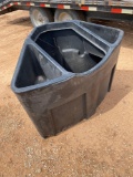 NEW STALL CORNER FEEDERS PLASTIC WITH HAY / FEED SEPARATION