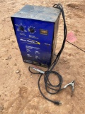BLUE POINT MANUAL BATTERY CHARGER...