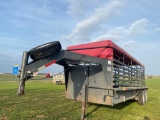 2000 MODEL 20FT WW STOCK TRAILER 6 FT WIDE WOOD FLOOR WITH RUBBER MATS NO RUST SELLS WITH BILL OF