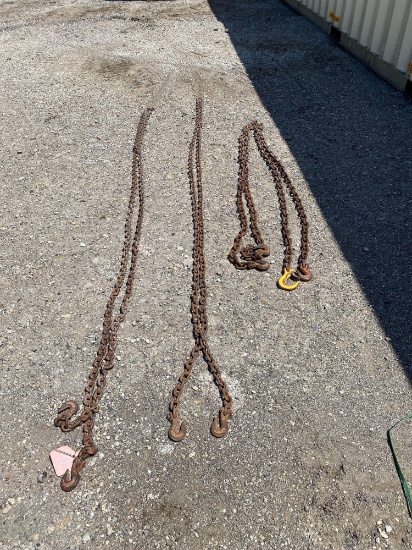 4 CHAINS 2-20' CHAINS 2-11' CHAINS HOOKS ON BOTH ENDS