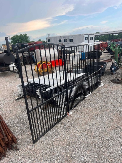 ROD IRON YARD...FENCE & GATES 17 SECTIONS FENCE, 7'8"L X 2'T 18 POSTS, 7'L 2 GATES, 5'X3.9' NEW