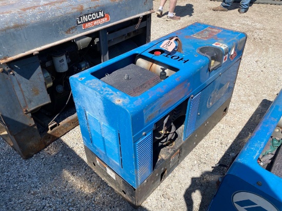 MILLER LEGEND WELDER... CIRCUIT BOARD IS OUT