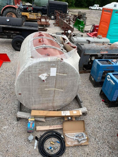 JMC ELSWORTH...525 GALLON FUEL TANK WITH HOSE & PUMP
