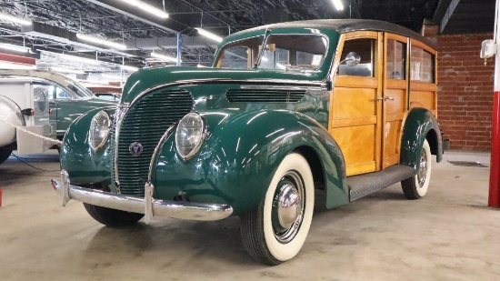 1938 FORD WOODY 81A