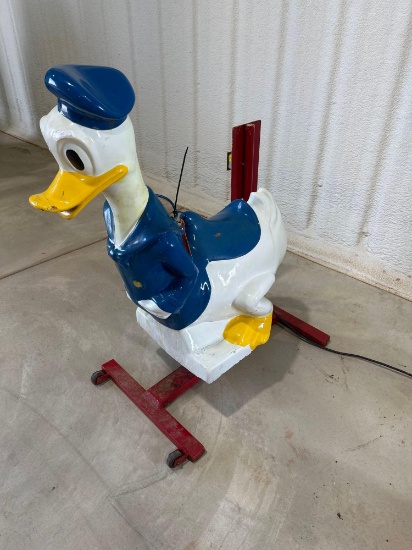 VINTAGE ELECTRIC DUCK RIDE WORKS AS IT SHOULD