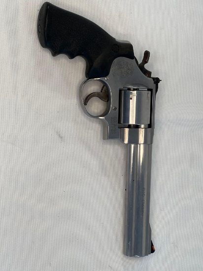 SMITH & WESSON SMALL 610