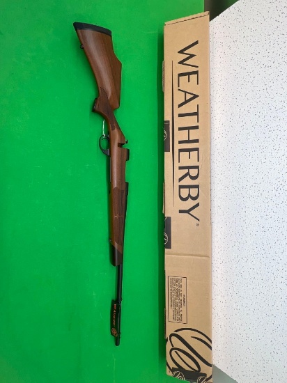 Make: Weatherby Model: CAMILLA Serial # - Firearms: VB203305 Caliber: 7 mm 08 Condition: New