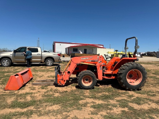 KUBOTA MX5000D TRACTOR W/LOADER, FORKS, AND BUCKET