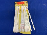 HACK SAW BLADES WITH DISPLAYS