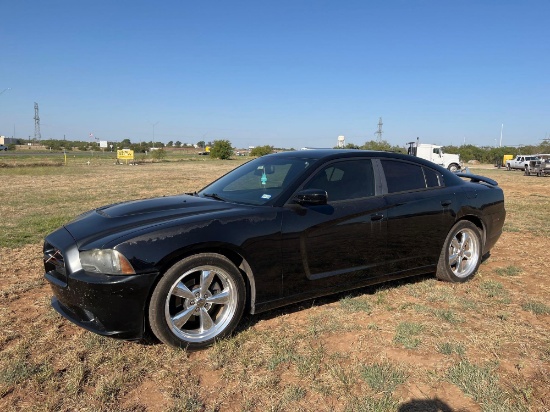 2013 Dodge Charger Passenger Car, VIN # 2C3CDXHG4DH574361