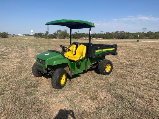 JOHN DEERE GATOR