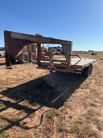GOOSENECK TRAILER