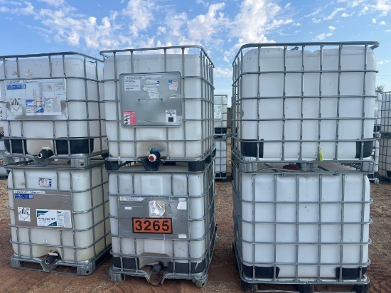 1000 GAL WATER TANKS
