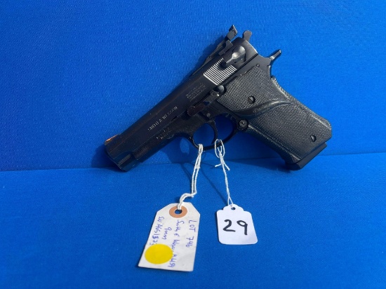 Smith & Wesson