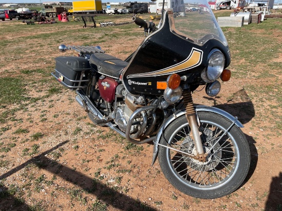 HONDA 750 MOTORCYCLE