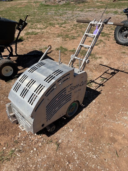 CONCRETE SAW