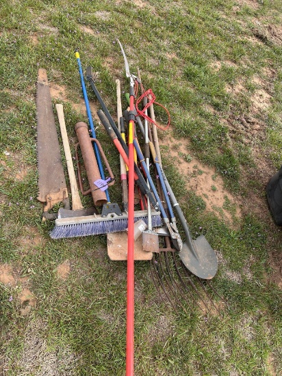 MISC LAWN/GARDEN TOOLS
