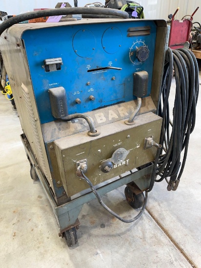 HOBART WELDER ELECTRIC WITH LEADS