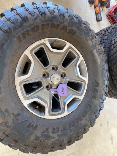 JEEP TAKE OFFS W/ TIRES - 17"