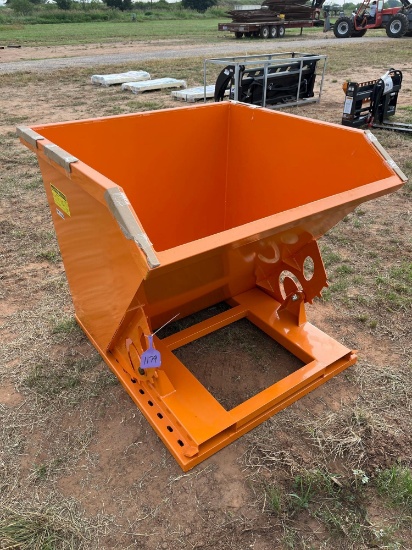 Serial No. S/N:25HKNY0376- (27) Product Name Self Dumping Hopper Model 1 CY Description Unused 2025