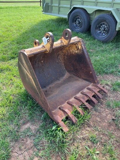 BACKHOE BUCKET