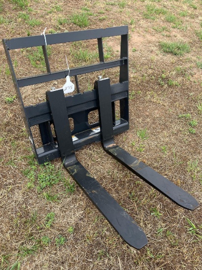 Serial No. ZWB202503125-7 Product Name Mini Pallet Fork Brand WOLVERINE Year 2025 Model MPF-11-2500G