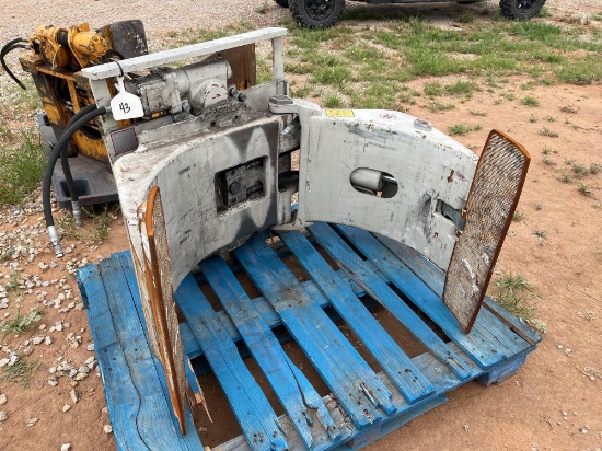 CASCADE FORKLIFT BARREL AND PAPER ROLL CLAMP