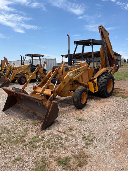 CASE 580D BACKHOE