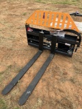 Serial No. ZWD202503125-52 Product Name Pallet Fork Hydraulic Adjustable Brand WOLVERINE Year 2025