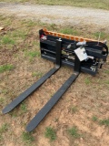 Serial No. ZWB202503125-40 Product Name Pallet Fork Hydraulic Adjustable Brand WOLVERINE Year 2025