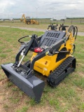 Serial No. ZWB202503125-54 Product Name Mini Skid Steer Loader Brand landhero Year 2025 Model