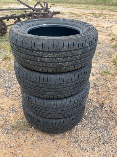 Set Of Aplus Tires