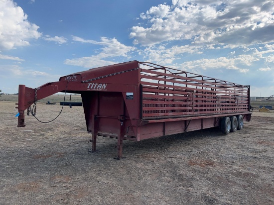 Titan Gooseneck Trailer